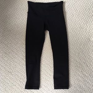NWOT Lululemon Wunder Under Crop Legging